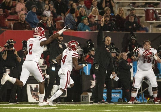 Cajuns Overcome Curse of Jonesboro, Defeat Red Wolves 37-20