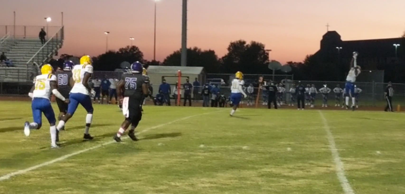 Carroll High pulls away late in win against Woodlawn High