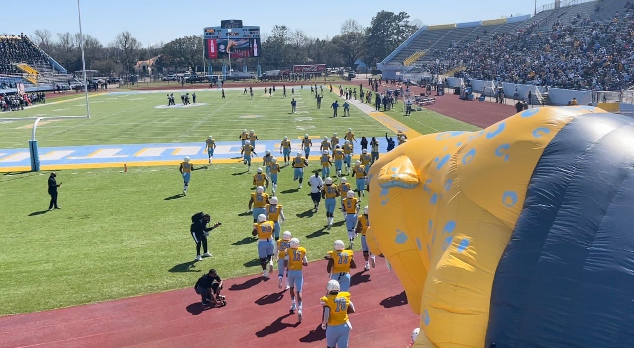 Southern falls short in home opener against Arkansas Pine-Bluff, 33-30