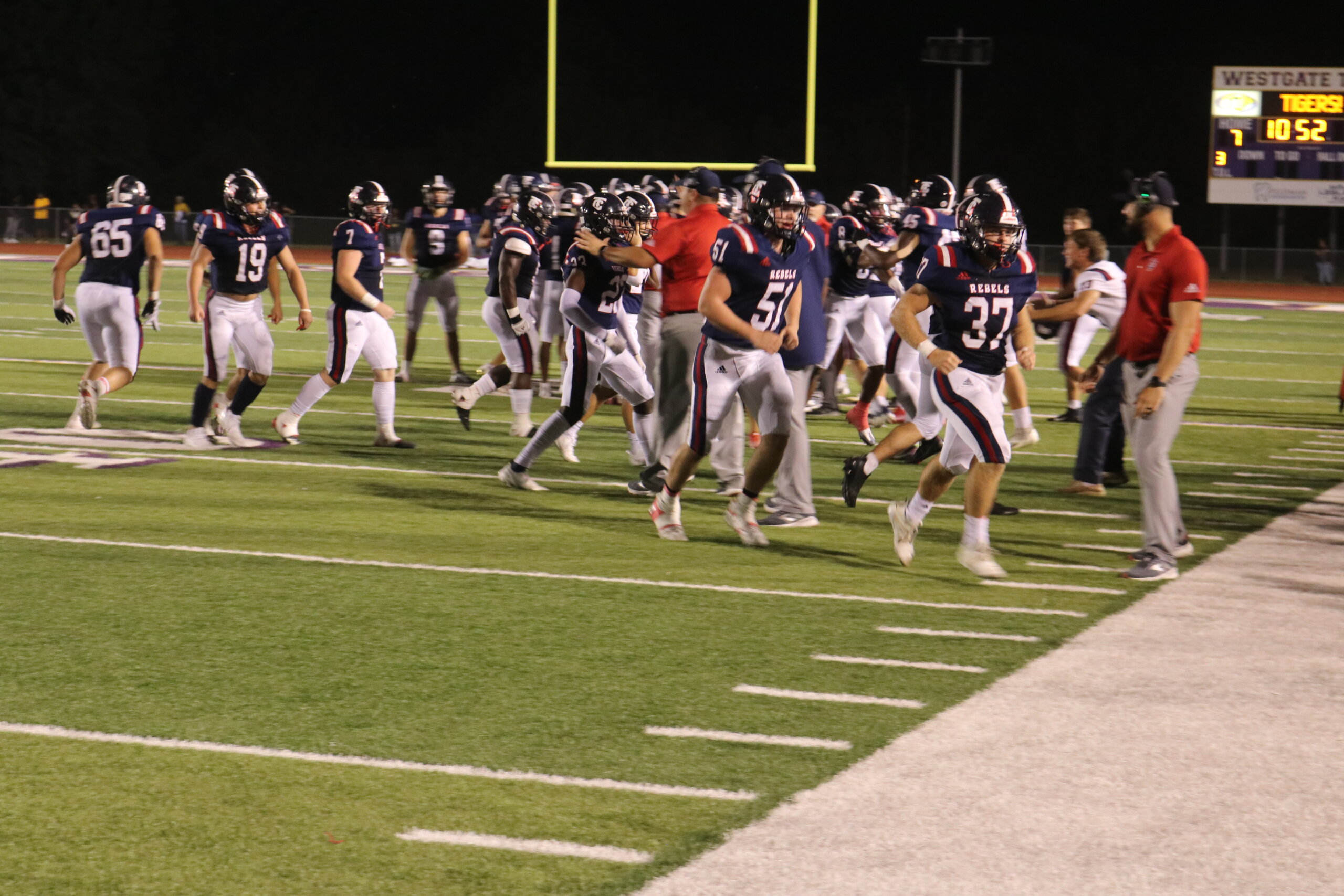 Teurlings Catholic Snaps Louisiana’s Longest Winning Streak Again and Continues Undefeated Season With 30-22 Victory Over Westgate