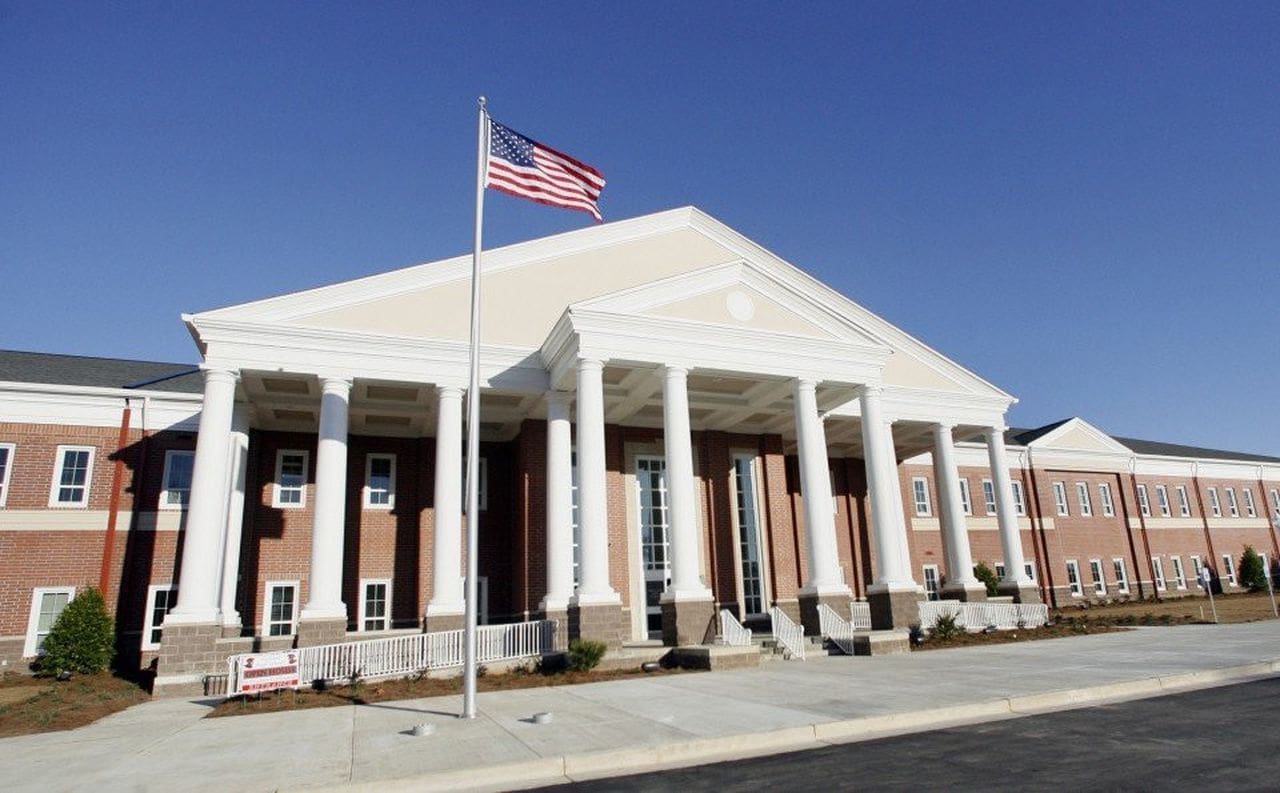 School Spotlight: Saraland High School (Saraland, AL)