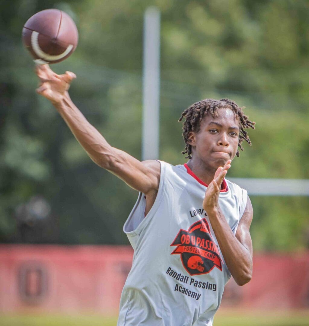Glen Oaks Legends Marcus Randall & Ted White Bring Quarterback Camp Back Home