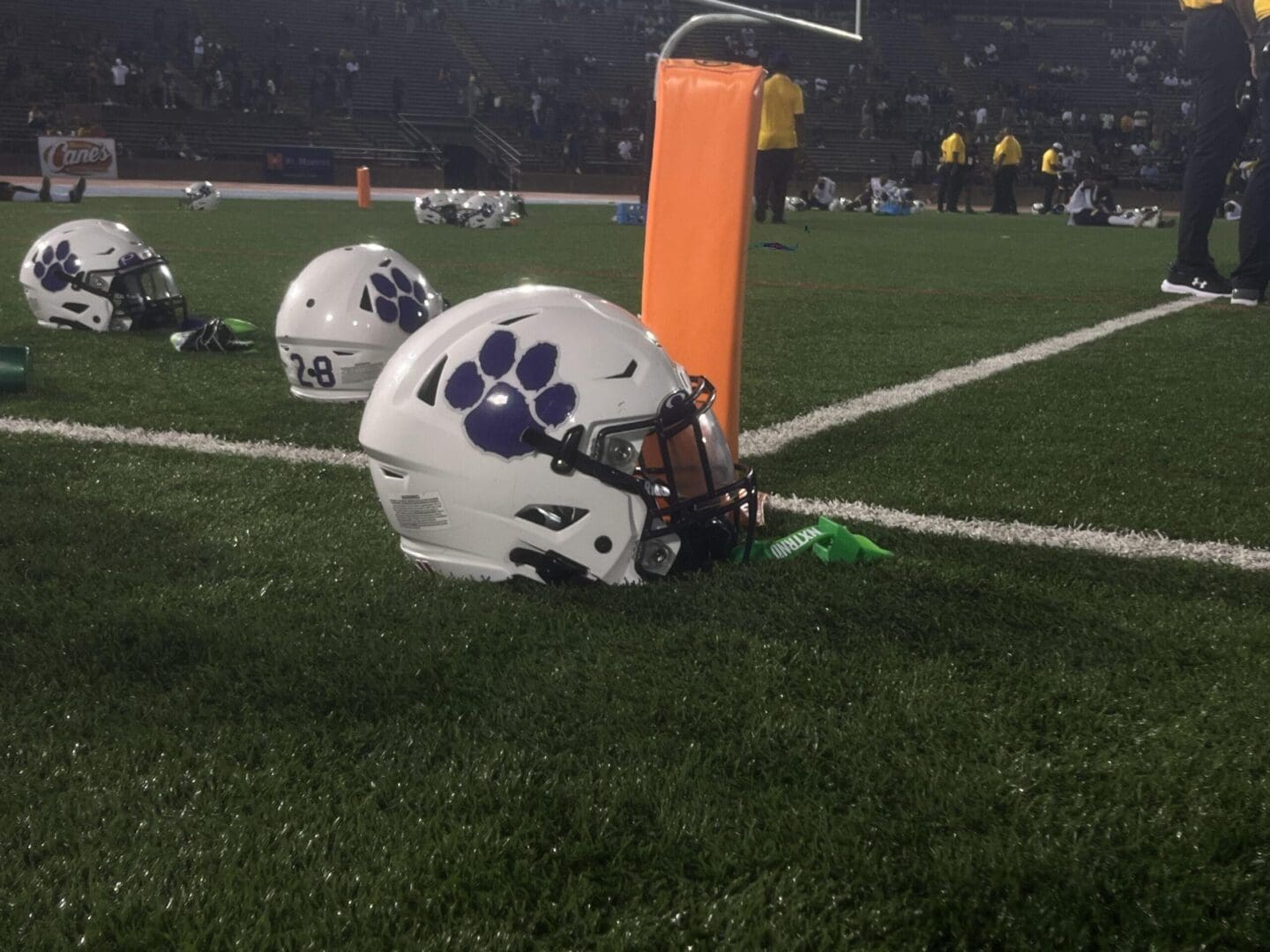 Edna Karr Defeats Warren Easton in a blowout 48-14
