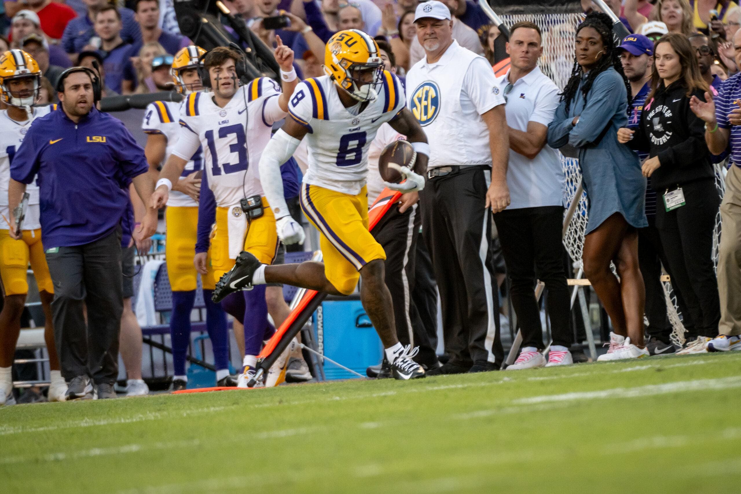 Eye of The Tiger: LSU Controls Auburn from Start to Finish in 48-18 Impressive Victory