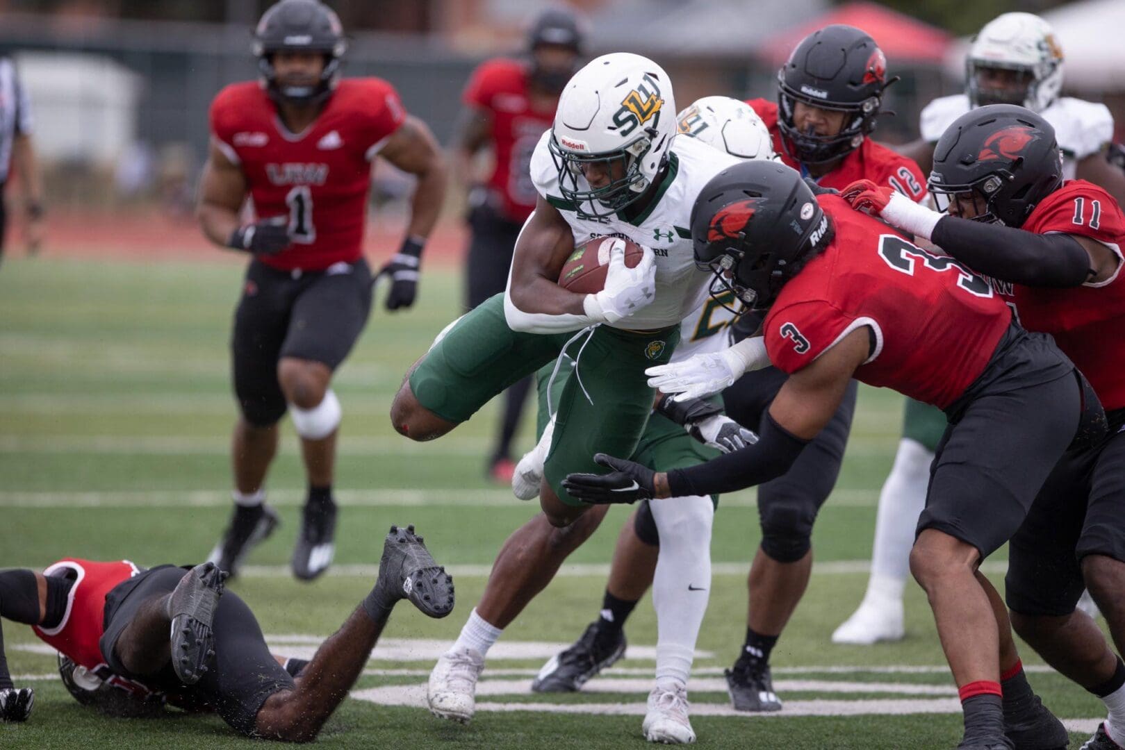 Week 6 Recap: Late Effort isn’t enough as Southeastern Falls to Incarnate Word, 33-26