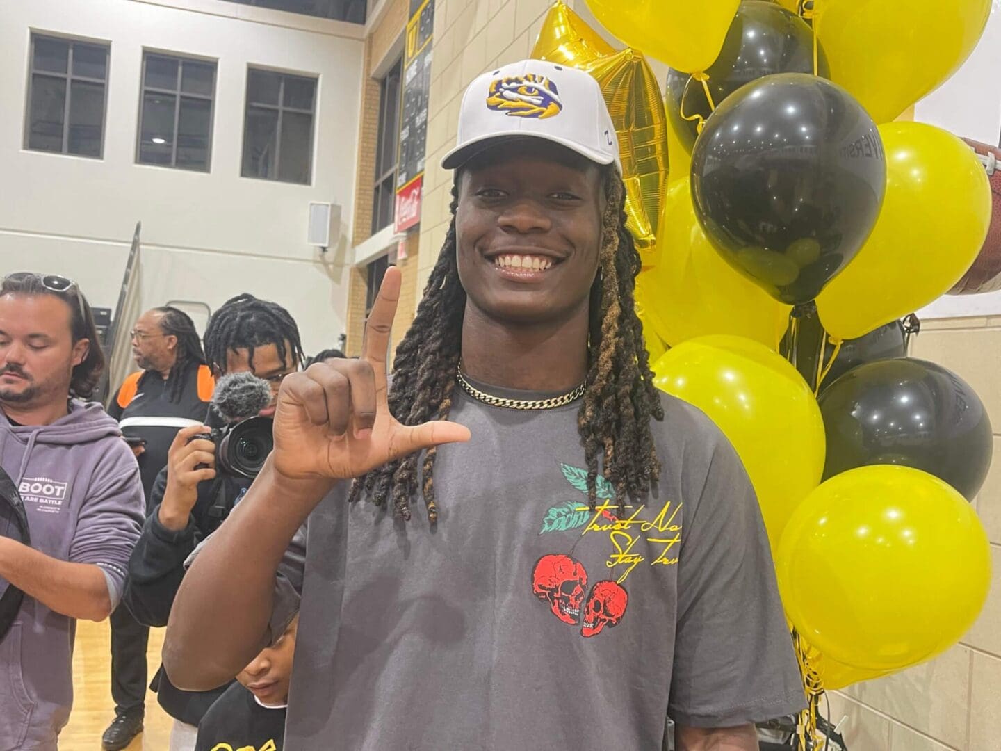 U-High 2025 Four Star LB Keylan Moses Commits To LSU
