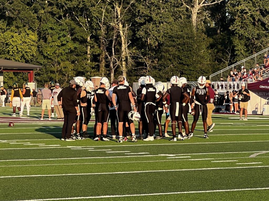 Central gets the win in an undefeated battle vs. Walker