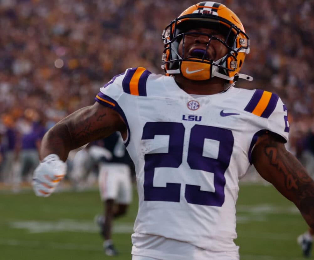Caden Durham Gives LSU Electric Spark in 42-10 Rout of South Alabama
