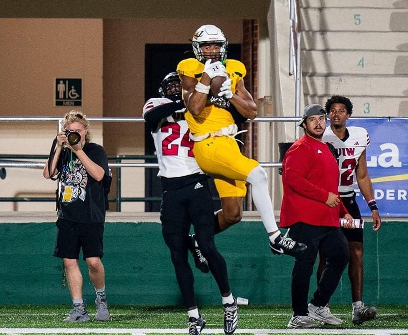 UIW Cardinals Fly High Against SLU Lions