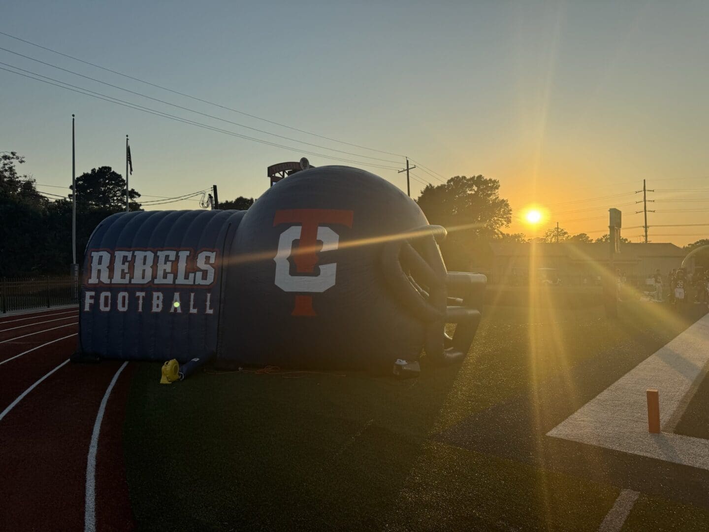 Teurlings Catholic rolls past Rayne on their way to 6-0