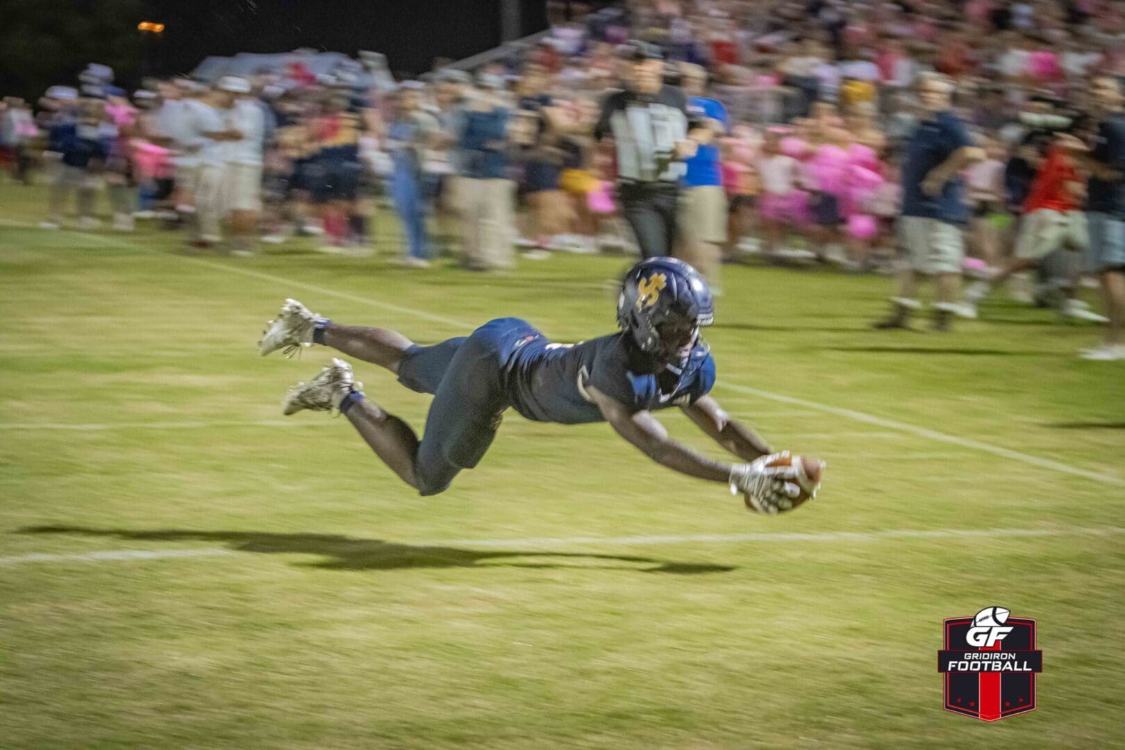 Pope John Paul II Jaguars Remain Undefeated, Edge St. Martin Saints 28-21 in Thrilling Showdown