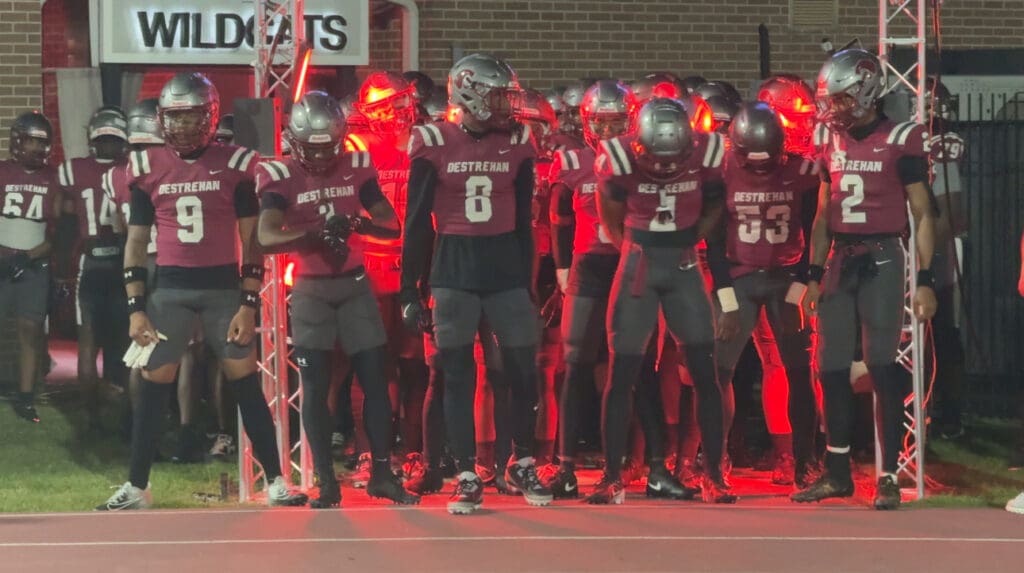 Destrehan Knocks Off Ouachita Parish in Round 1 With a 30-12 Win