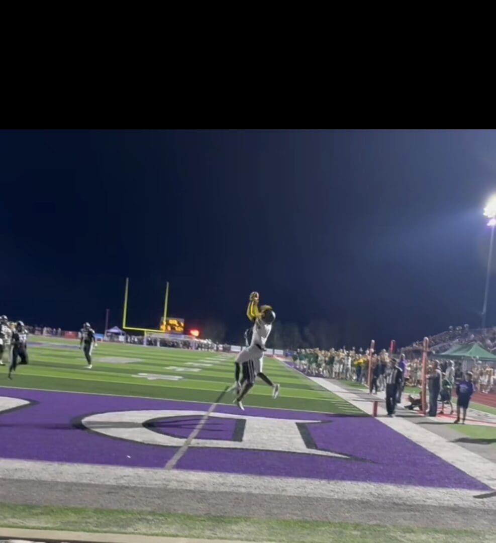 Walker High School Stomps Dutchtown in Round 1 of the Playoffs