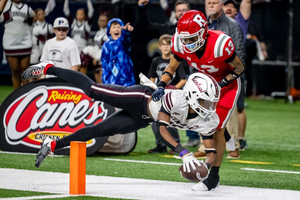 Central Shuts Out Ruston 42-0 For First State Championship Since 1966