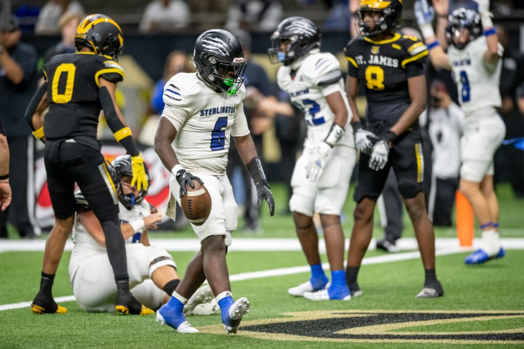 Sterlington’s Ground Game and Second Half Defensive Effort Earns Panthers Division III Non-Select State Championship With 35-28 Win Over St. James
