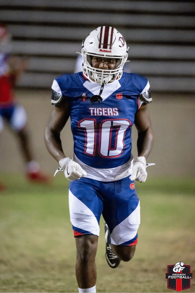Former Gridiron Football All-American Re’John Zeno Scores 4 TDs in Collegiate Debut