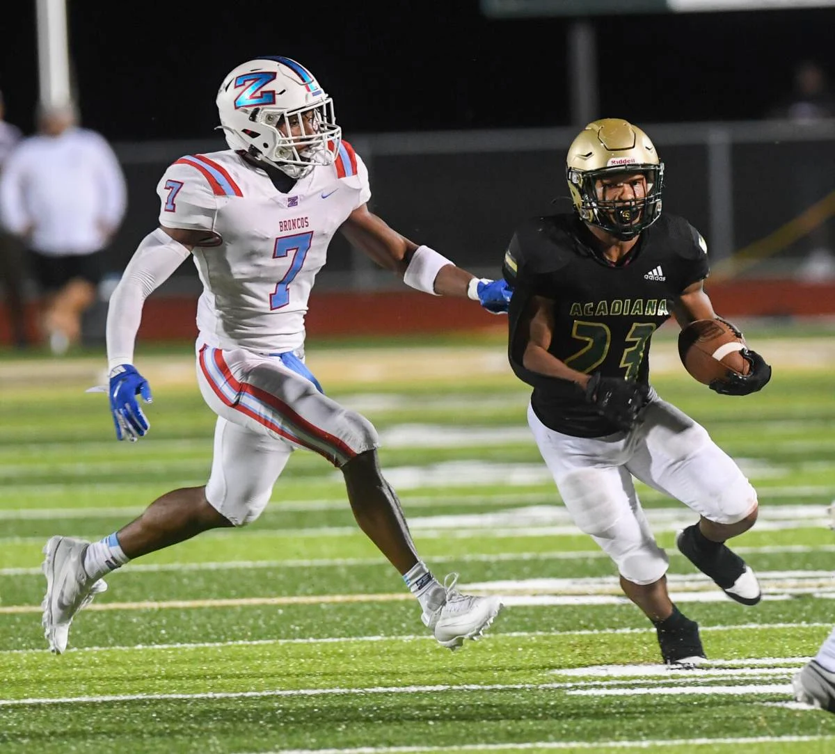 Zachary shows defensive prowess in 30-14 win against Acadiana