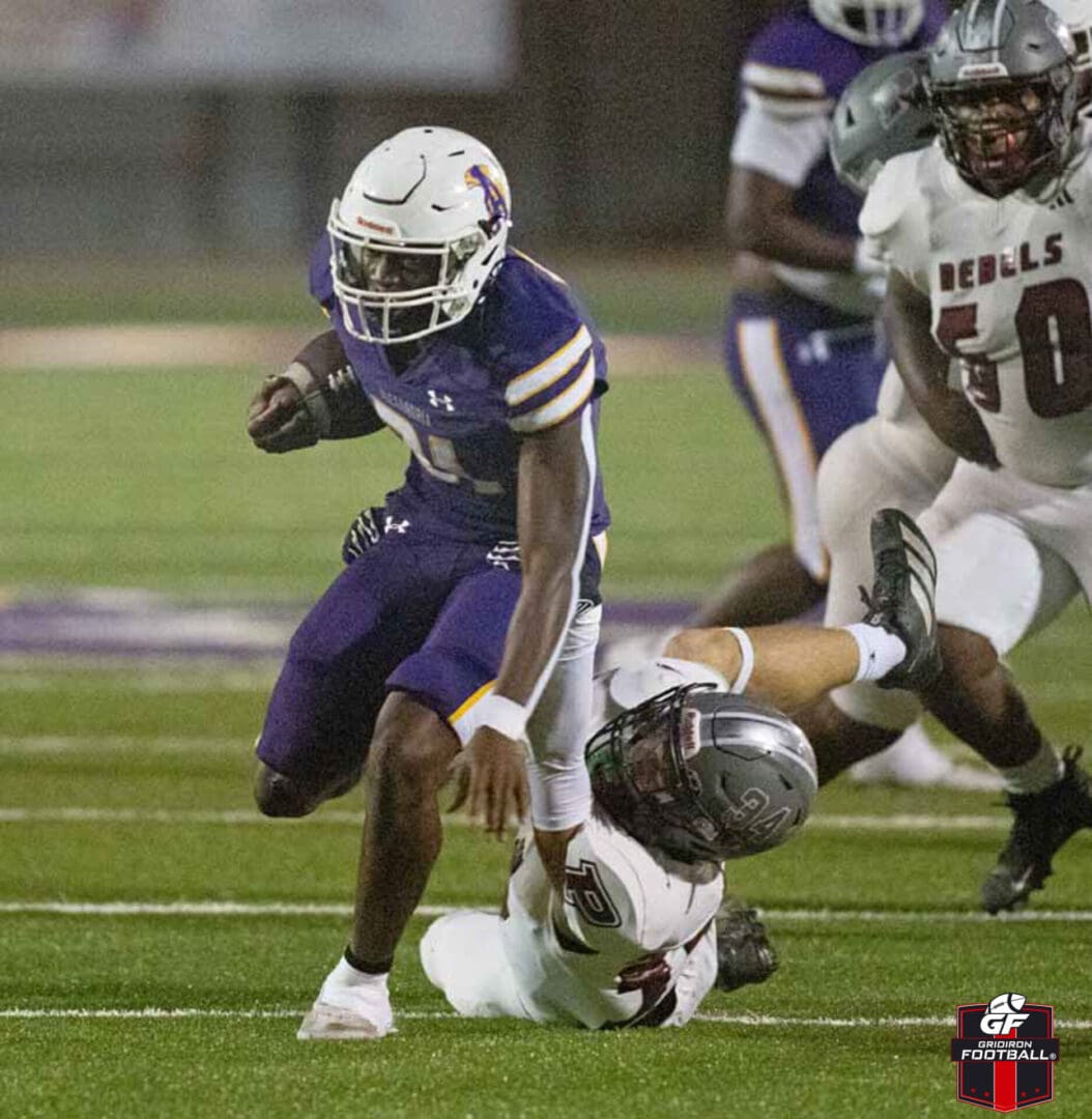 Alexandria dominates Pineville in a 49-3 game